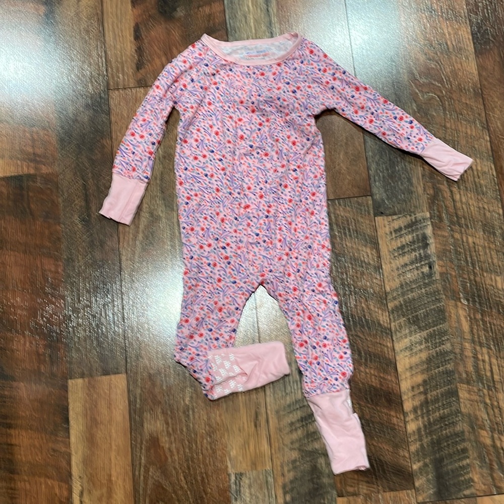 Magnetic Me Flip Foot Footie 12-18 months